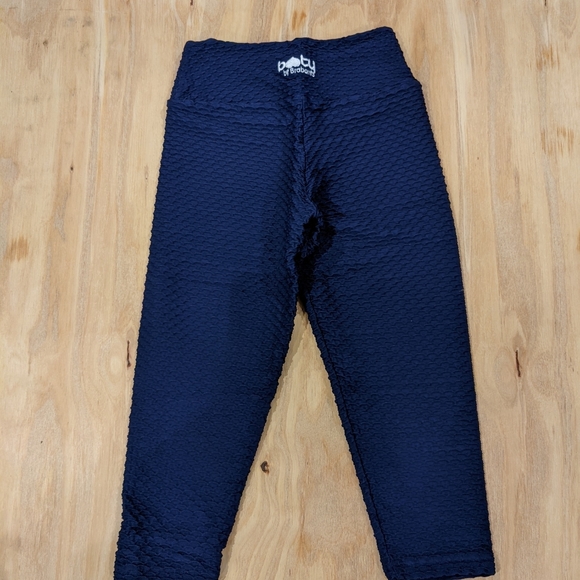 Navy Booty By Brabants Croco Crop - Picture 3 of 5